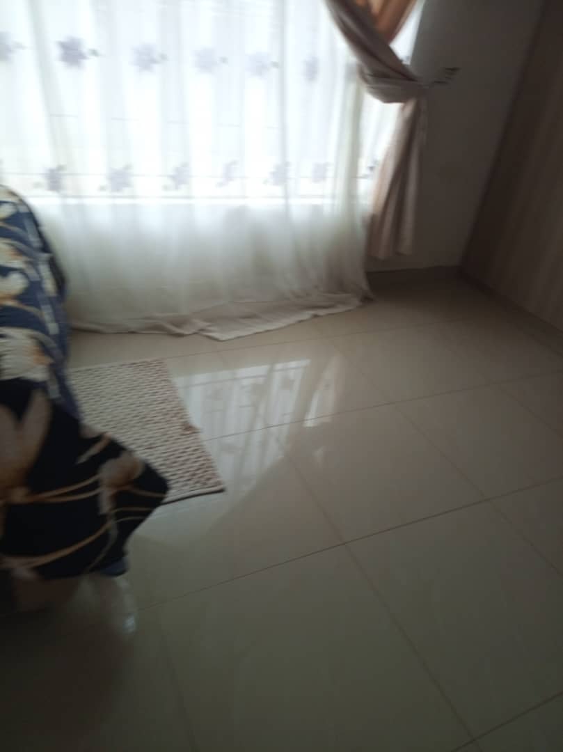 GRANARY PARK Neat Home for Rent Only 300m from Shops| Convenient Location - 1