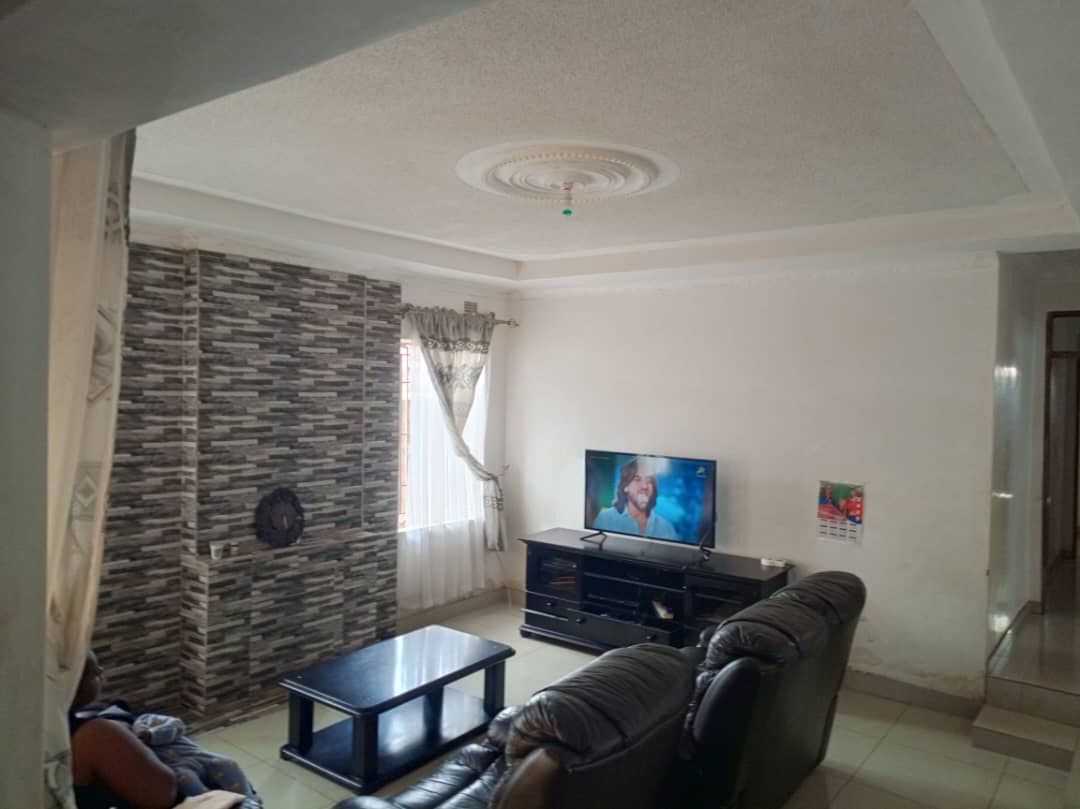 GRANARY PARK Neat Home for Rent Only 300m from Shops| Convenient Location - 7