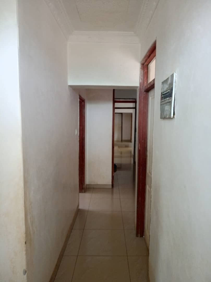 GRANARY PARK Neat Home for Rent Only 300m from Shops| Convenient Location - 9