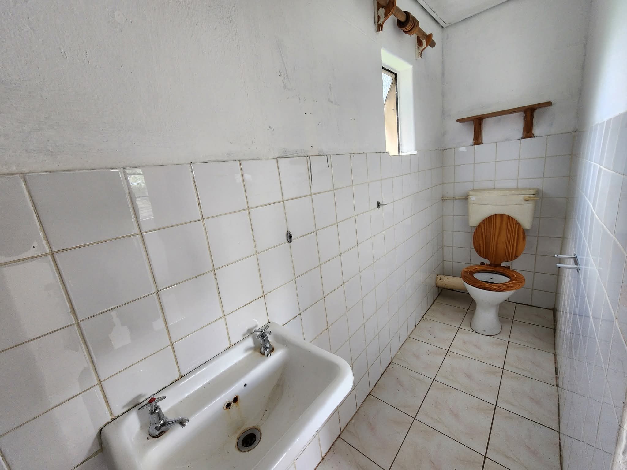 Avondale west $350 / monthly - 2