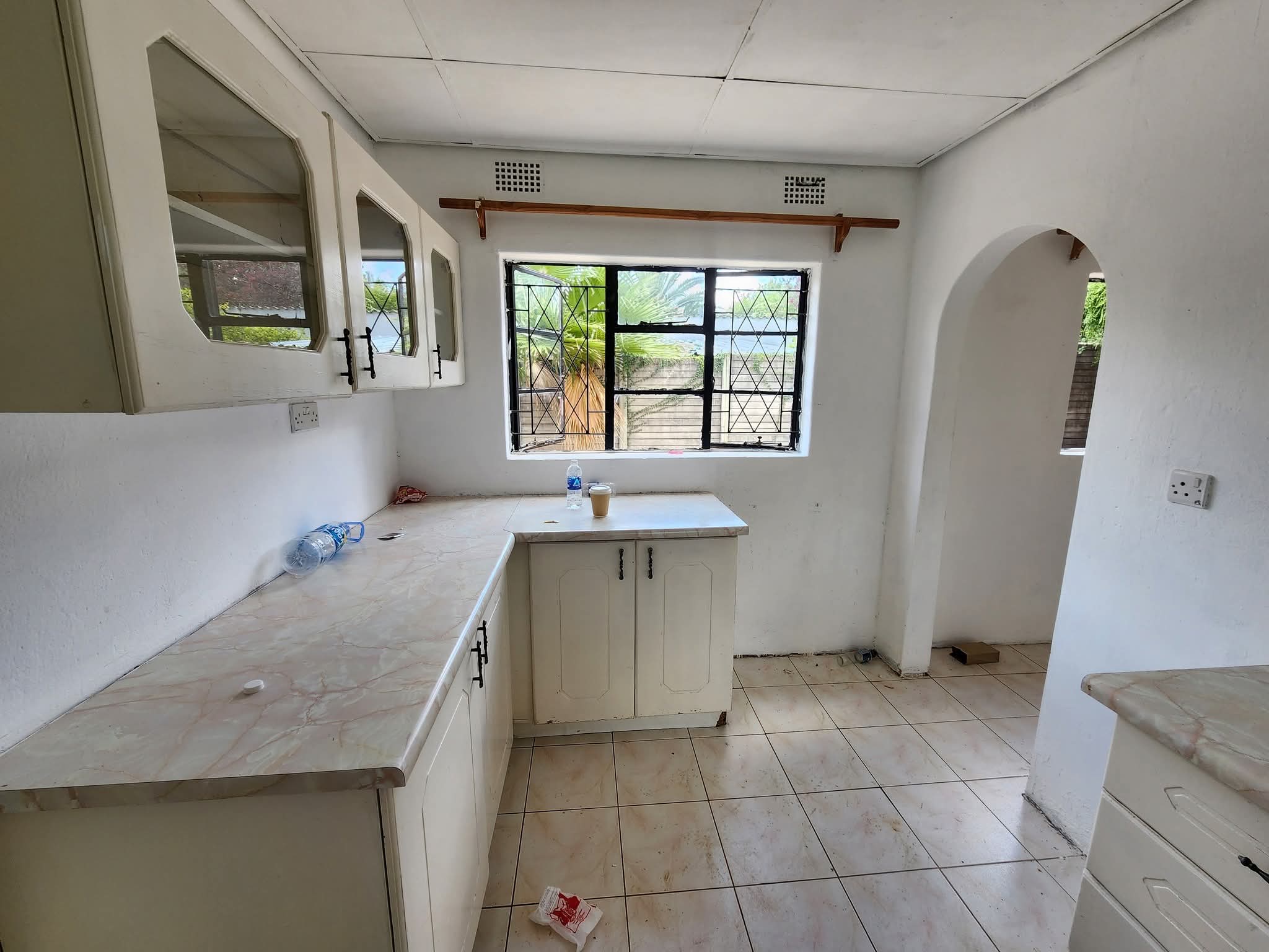 Avondale west $350 / monthly - 7