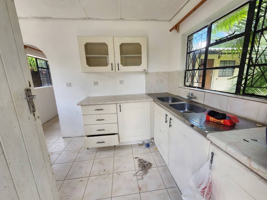 Avondale west $350 / monthly - 8