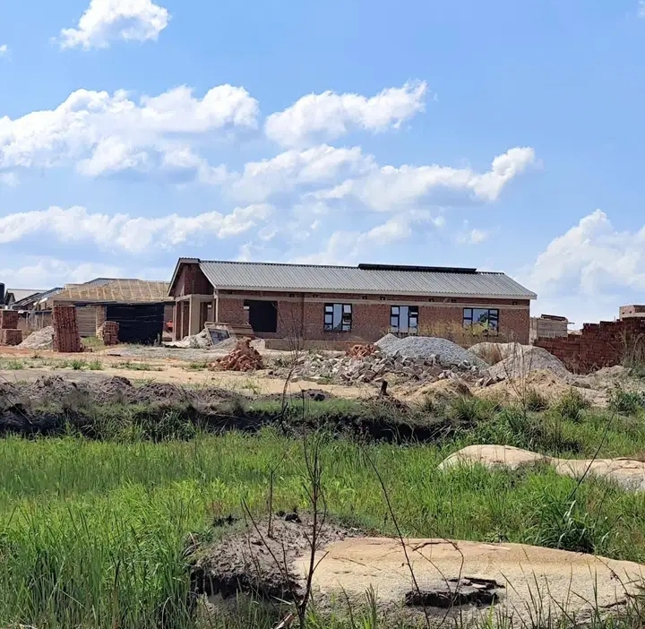 Donnybrook stands - 2